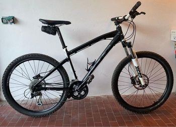 Używany Felt Q620 - 2012 2011 2011 MTB