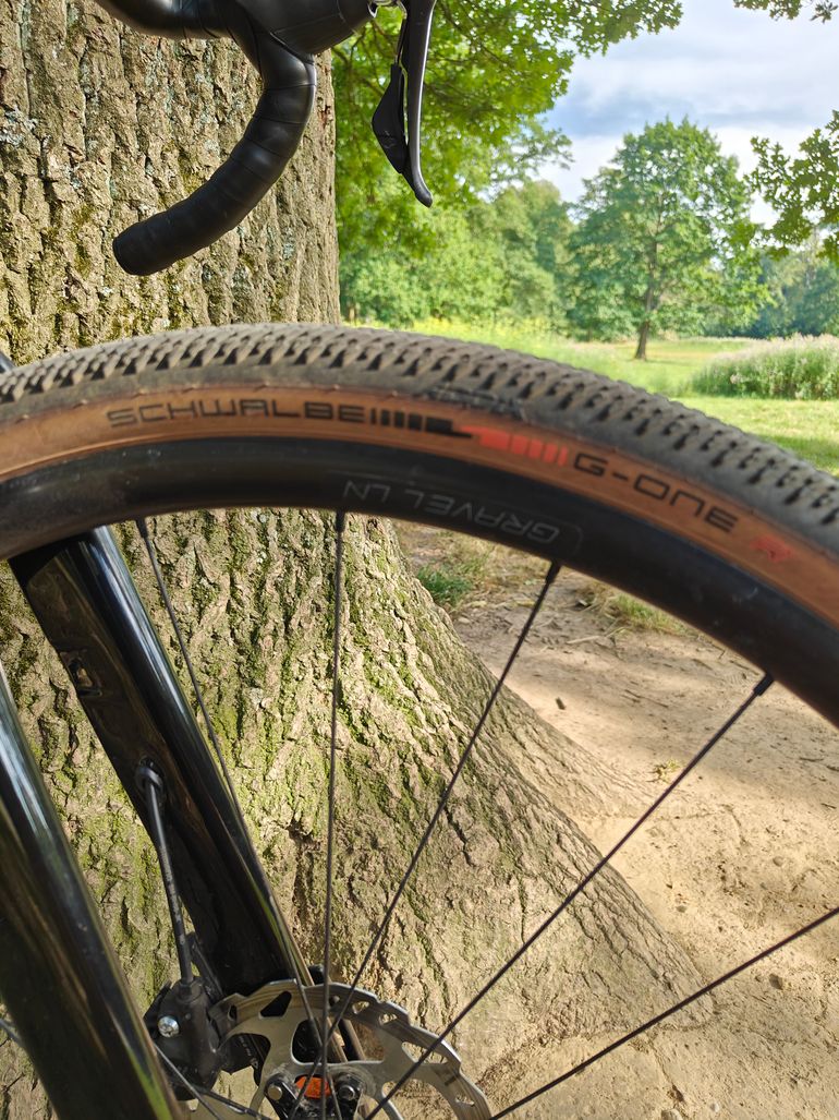 Canyon Grail CF SL 7 2024 2024 Road & Gravel usato, Grigio chiaro — immagine 10 di 20