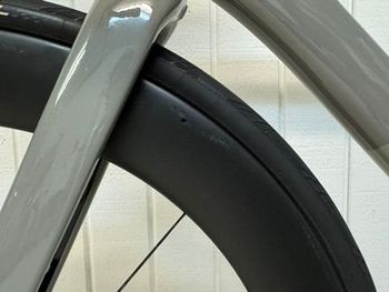 Used Cannondale CAAD13 2022 Road & Gravel, Light Gray — image 9 of 39