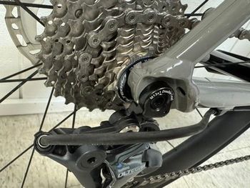 Used Cannondale CAAD13 2022 Road & Gravel, Light Gray — image 30 of 39