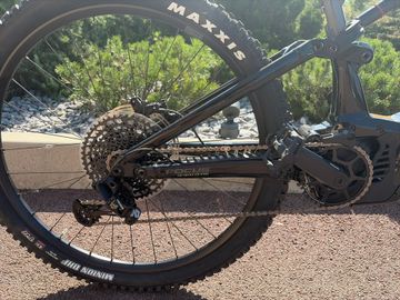 Used Focus SAM ² 6.7 2023 2023 Mountainbike, Light Gray, 29 — image 3 of 3