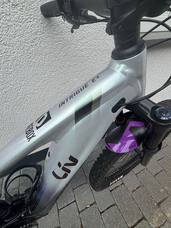 Brugt Giant liv Custom Shimano Deore 2022 Mountainbike — billede 5 af 15