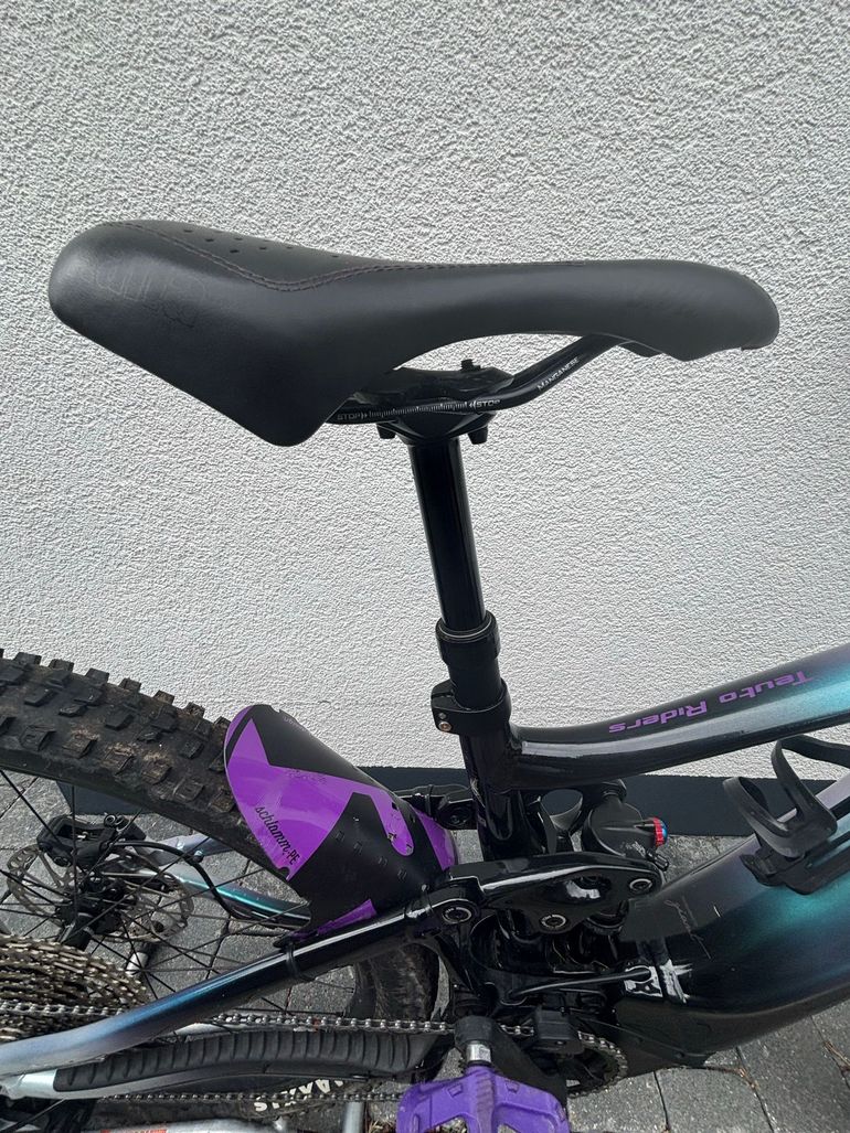 Brugt Giant liv Custom Shimano Deore 2022 Mountainbike — billede 4 af 15