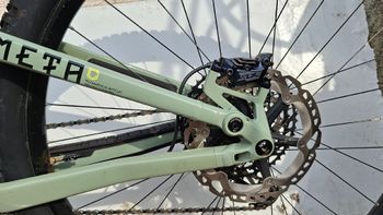 Używany Commencal META AM 29 ESSENTIAL 2021 2021 Mountainbike — zdjęcie 6 z 12