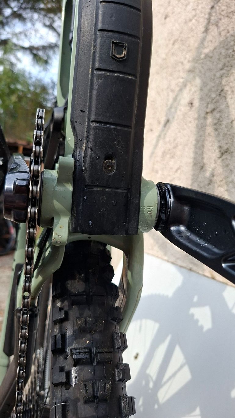 Używany Commencal META AM 29 ESSENTIAL 2021 2021 Mountainbike — zdjęcie 10 z 12