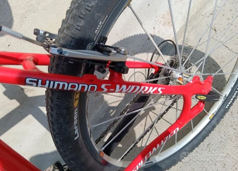Used Specialized Custom Shimano Deore XT 2005 Mountainbike, Red — image 4 of 5