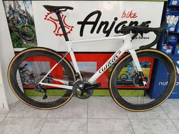 Wilier 0 SLR SHIMANO ULTEGRA DI2 R8070 2022 2022 Road & Gravel de segunda mano