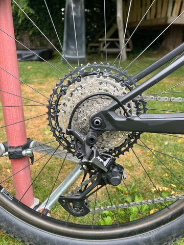 Gebrauchtes Canyon Lux CF 7 2022 2022 Mountainbike, Schwarz, 29 — Bild 2 von 6