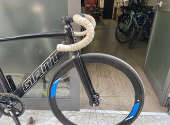 Used Giant Omnium 2017 2017 Road & Gravel, Black — image 6 of 7