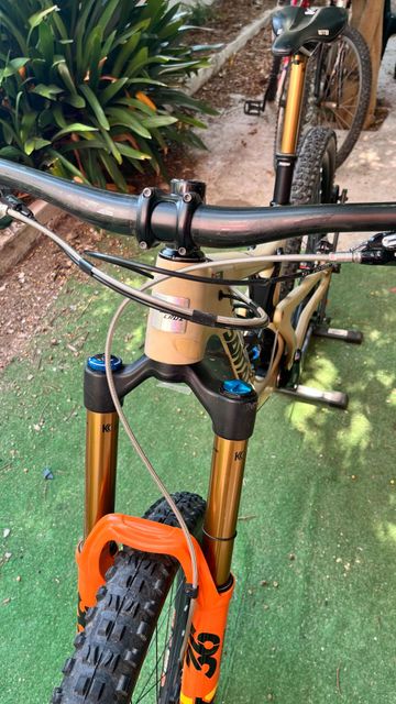 Santa Cruz Nomad C S 2018 2018 Mountainbike usato, Arancione — immagine 21 di 21
