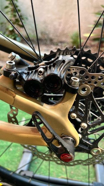 Używany Santa Cruz Nomad C S 2018 2018 Mountainbike — zdjęcie 12 z 21