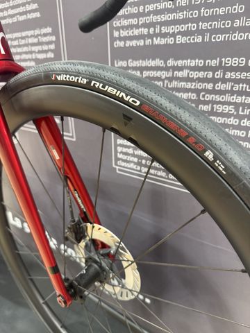 Used Wilier VERTICALE Shimano Ultegra Di2 2025 Road & Gravel, Red — image 7 of 7