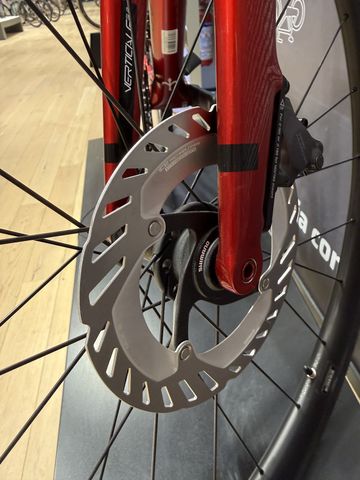 Used Wilier VERTICALE Shimano Ultegra Di2 2025 Road & Gravel, Red — image 4 of 7