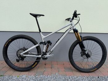 Used RAAW Madonna V2 FOX Factory XT 2020 2020 MTB