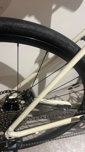 Gebrauchtes Trek Domane AL 4 Disc 2022 2022 Road & Gravel, Weiß — Bild 6 von 7