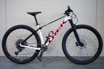 Used Trek Procaliber 9.7 2024 2024 Mountainbike, White, 29 — image 6 of 8
