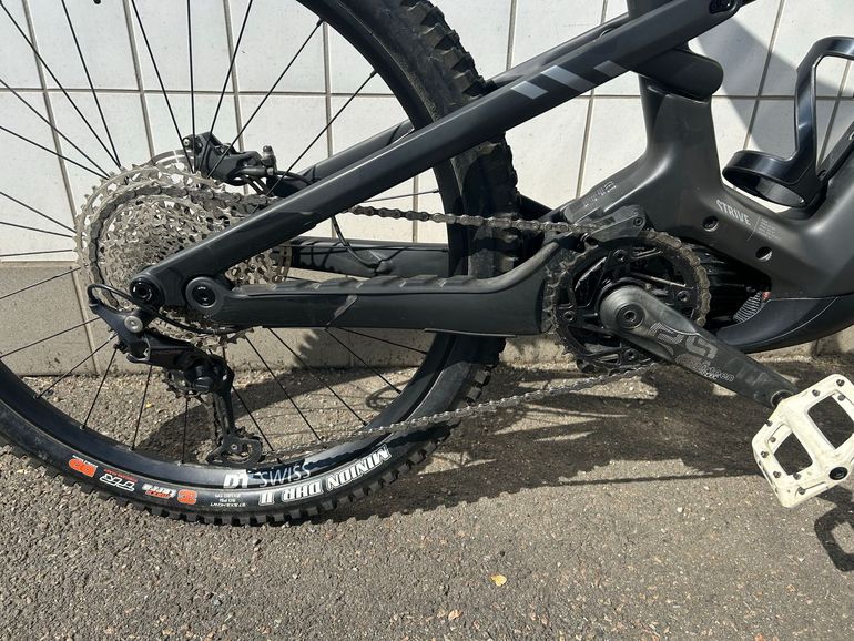 Brugt Canyon Strive:ON CFR Underdog 2025 2025 Mountainbike — billede 3 af 11