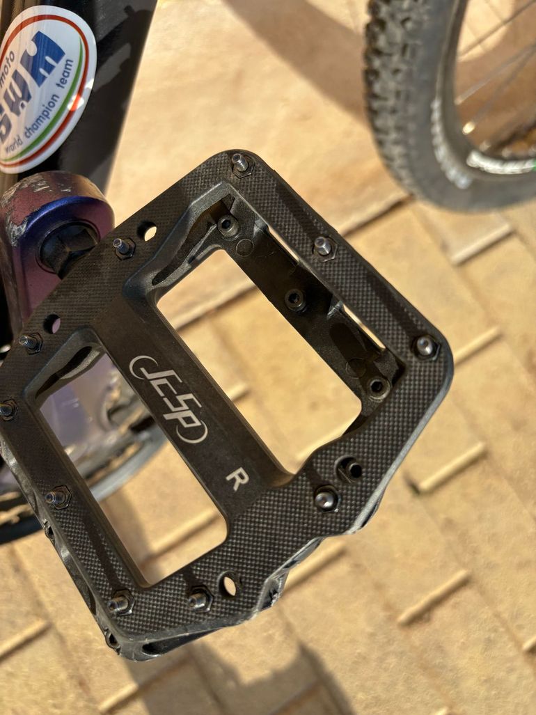 Used Ideal Custom Shimano Altus 2017 Mountainbike, Black — image 7 of 13