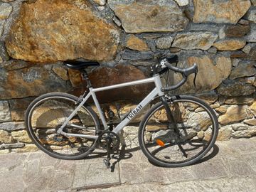 TRIBAN Road bike RC 100 2025 2025 Road & Gravel usato