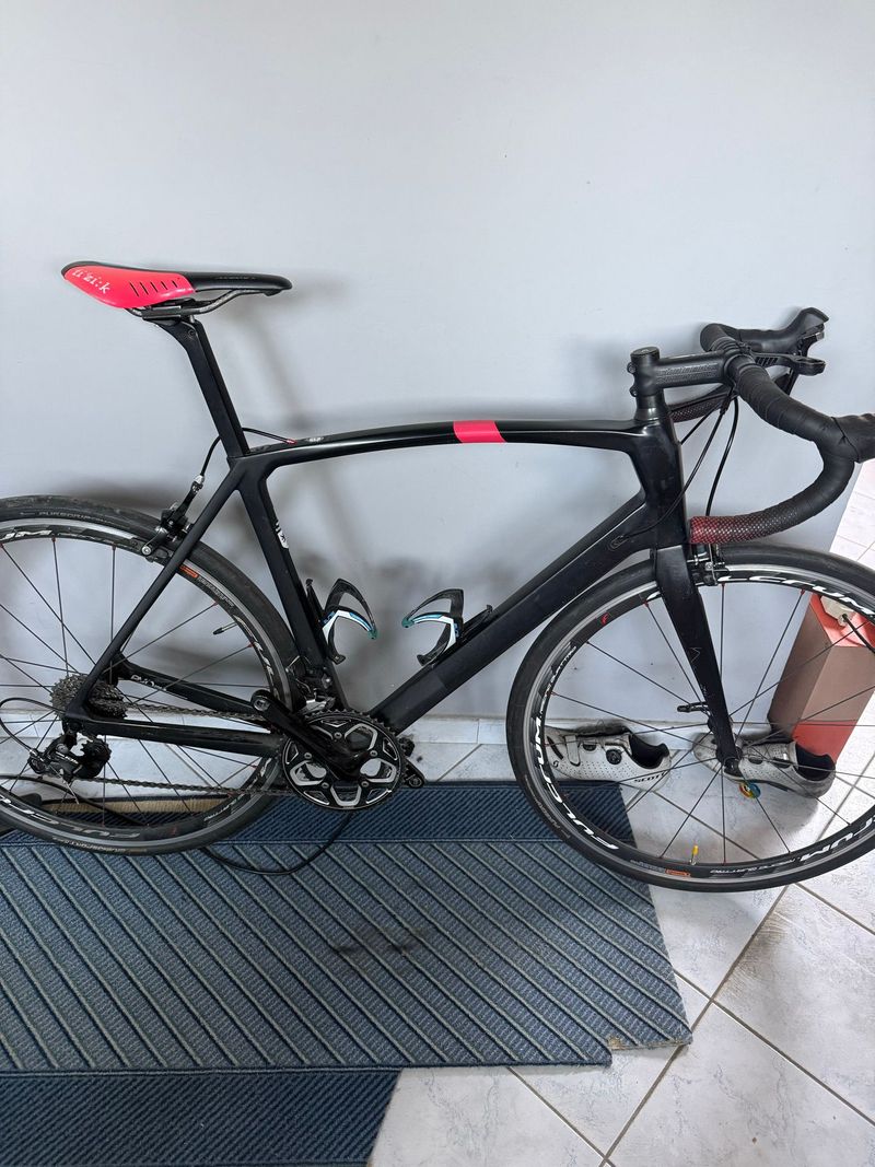 Used Van rysel RCR 900 CF Carbon Road Bike, - 105 2020 2020 Road & Gravel