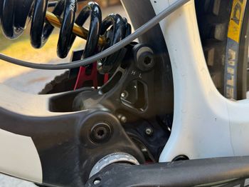 Used Santa Cruz V10 CC 2018 2018 Mountainbike, White — image 8 of 20