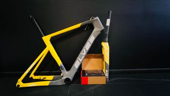 Used Elves Custom Frameset 2026 Road & Gravel, Light Gray — image 2 of 2