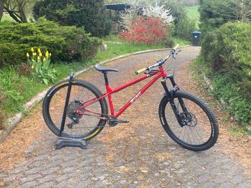 Käytetty Kona Honzo ESD 2021 2021 MTB
