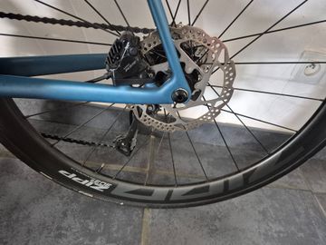 Orbea ORCA M35i 2025 2025 Road & Gravel usato, Blu — immagine 2 di 7