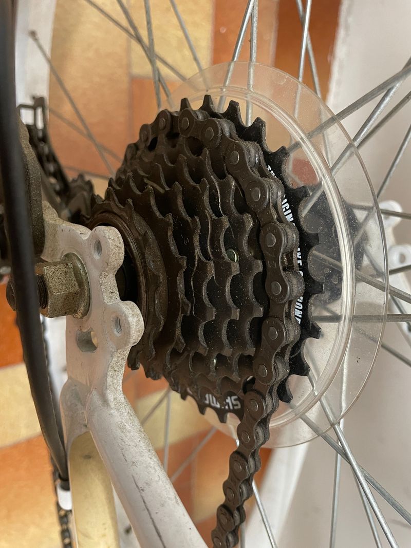 Used Rockrider Five.zero Five Zero Fivezero 2009 Youth, White — image 4 of 8