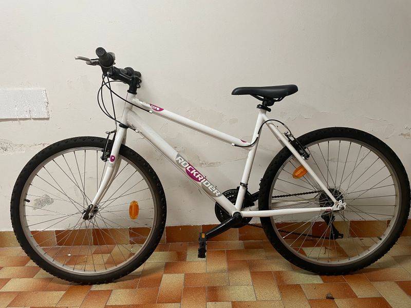 Used Rockrider Five.zero Five Zero Fivezero 2009 Youth, White — image 2 of 8