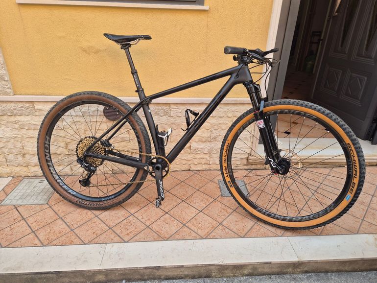 Gebrauchtes Trek Procaliber 9.8 SL 2018 2018 Mountainbike, Schwarz — Bild 2 von 5