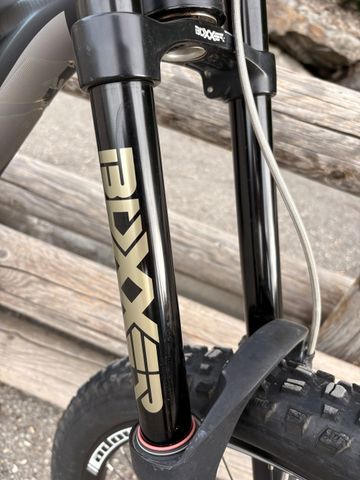 Brugt YT Industries Tues Pro Race Mod 2018 2018 Mountainbike — billede 4 af 10