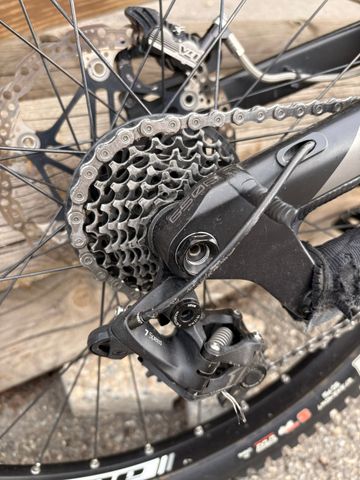 Brugt YT Industries Tues Pro Race Mod 2018 2018 Mountainbike — billede 10 af 10