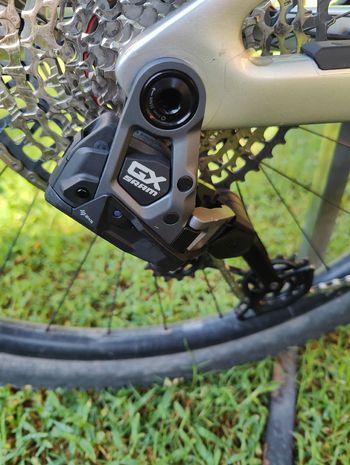 Canyon Lux Trail CF 9 2025 2025 Mountainbike usato, Grigio chiaro — immagine 3 di 5