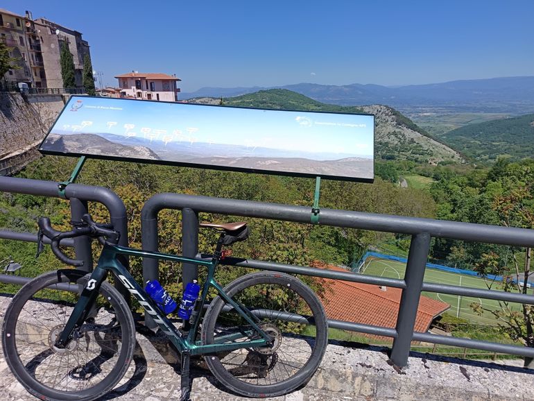 Tweedehands Scott Addict 20 2022 2022 Road & Gravel — afbeelding 8 van 10