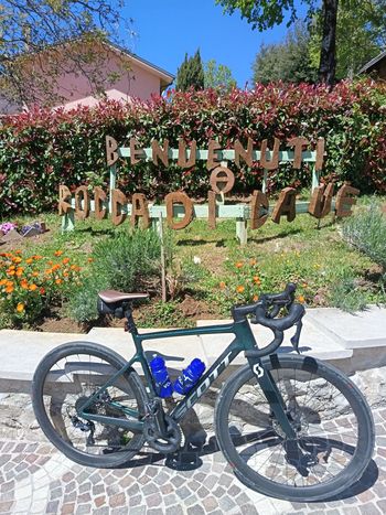 Tweedehands Scott Addict 20 2022 2022 Road & Gravel — afbeelding 9 van 10