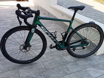 Gebrauchtes Scott Addict 20 2022 2022 Road & Gravel, Grün — Bild 1 von 10