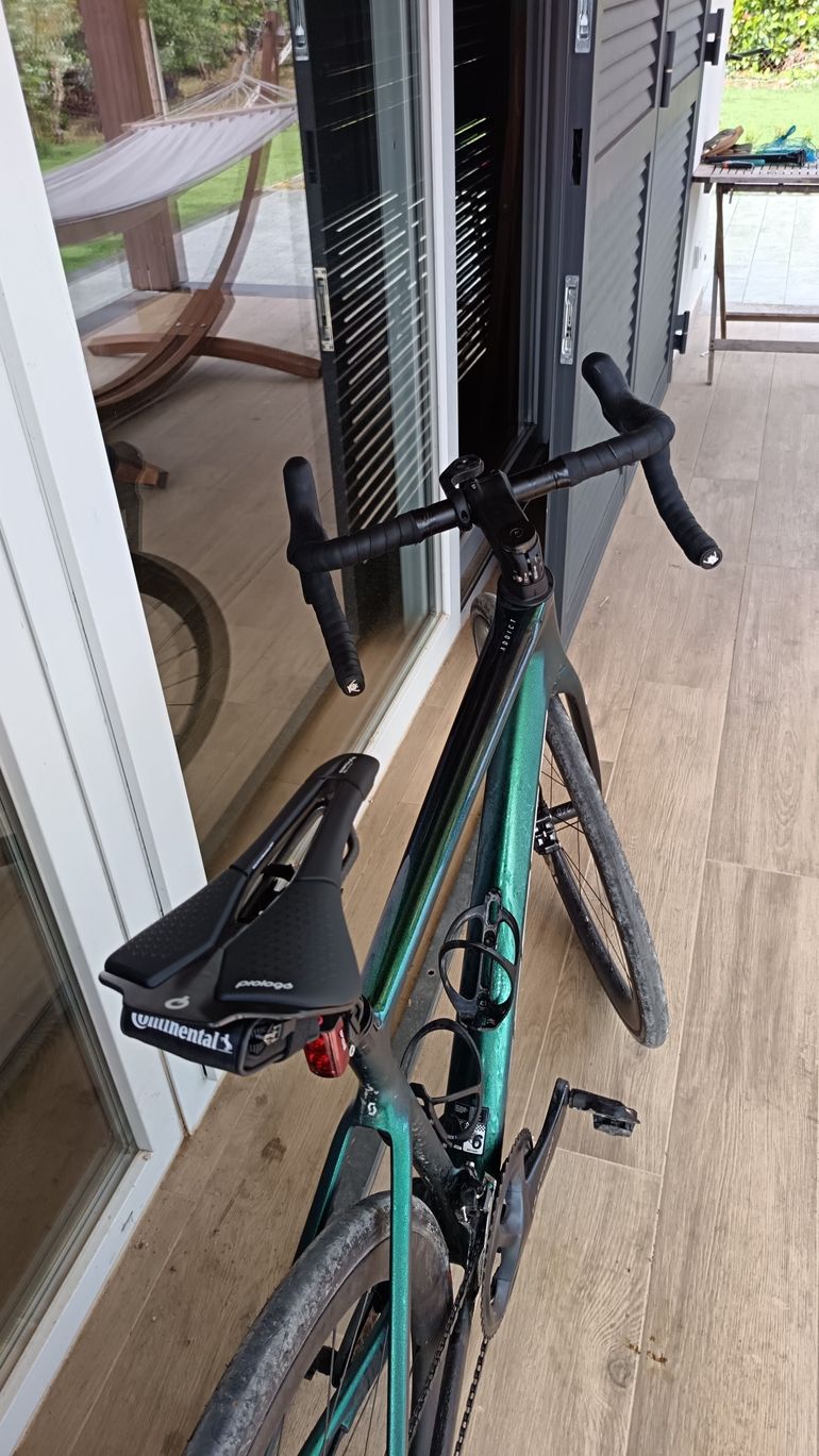 Tweedehands Scott Addict 20 2022 2022 Road & Gravel — afbeelding 7 van 10