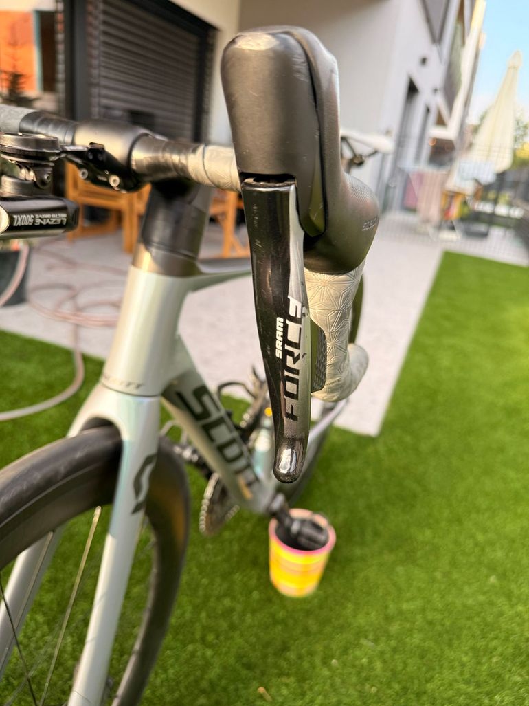 Brugt Scott Addict RC 10 prism 2021 2021 Road & Gravel — billede 5 af 16