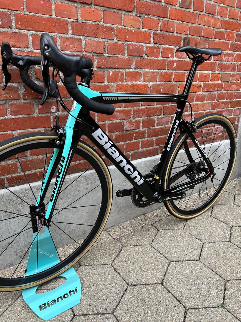 Used Bianchi Aria Other Campagnolo 2022 Road & Gravel, Black — image 12 of 15