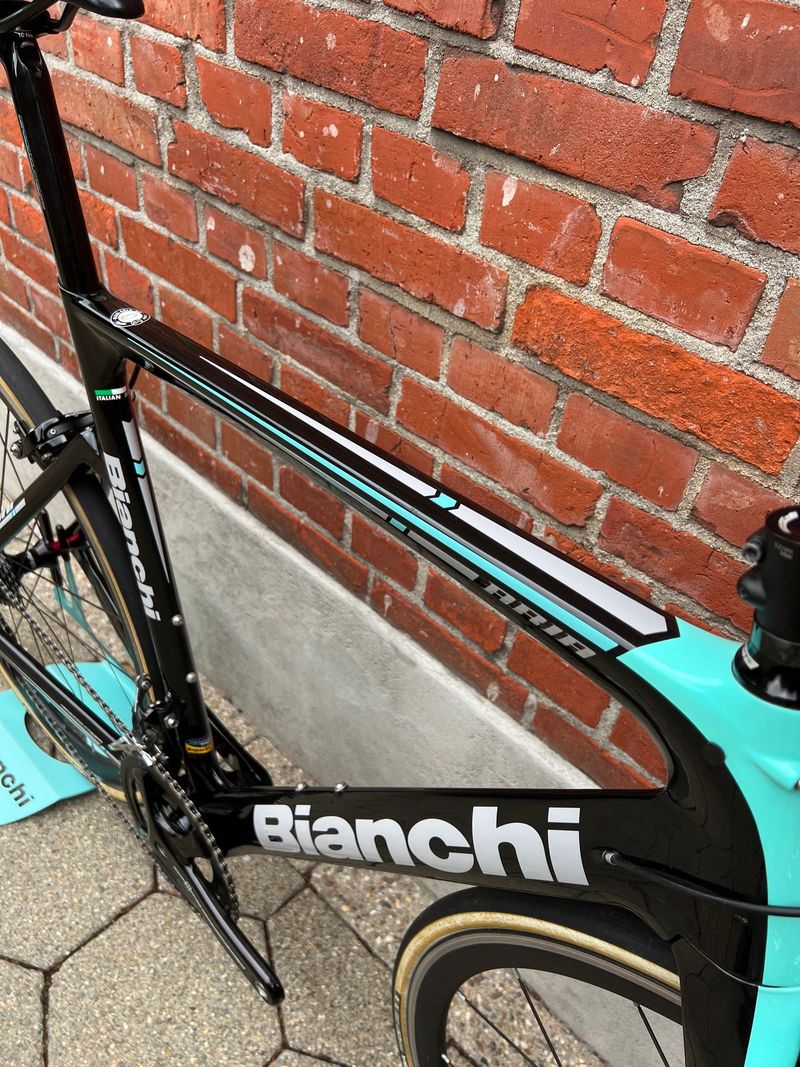 Used Bianchi Aria Other Campagnolo 2022 Road & Gravel, Black — image 8 of 15