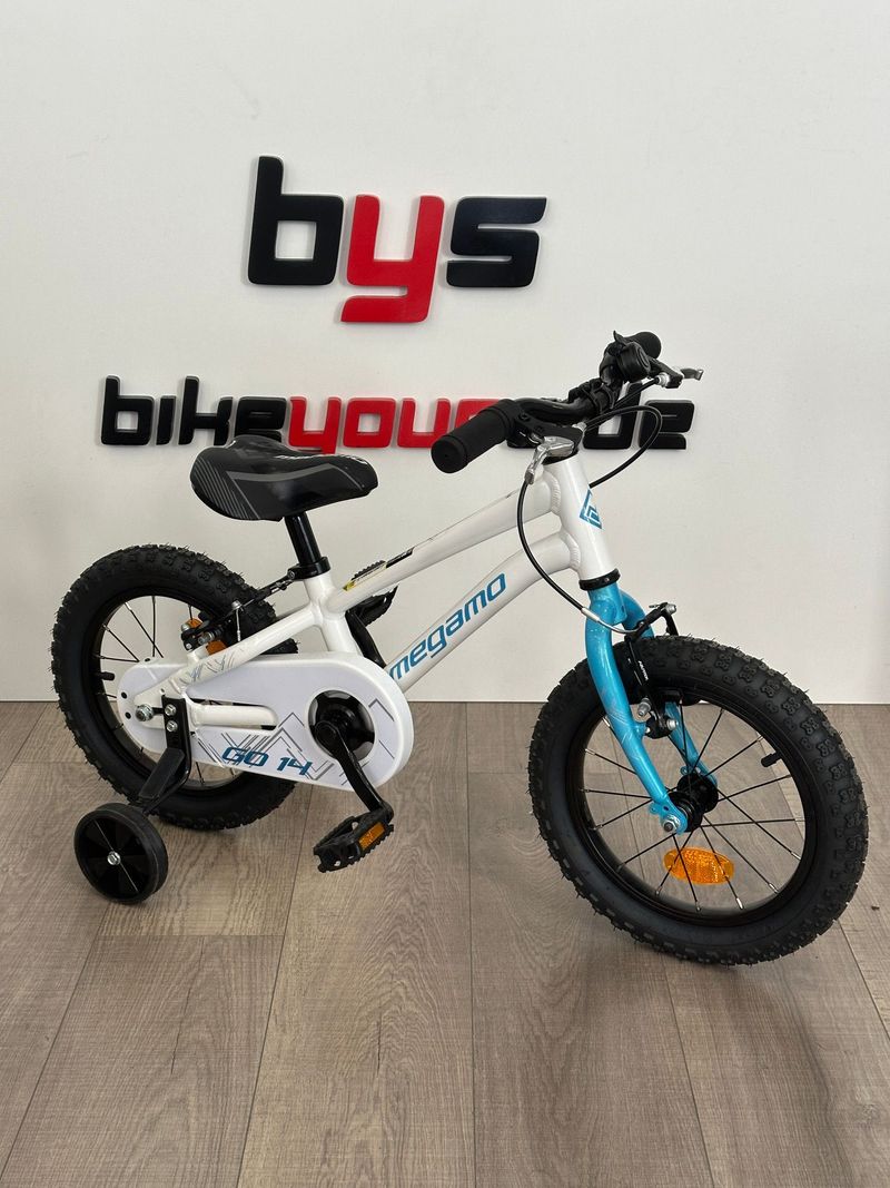 Used Megamo Custom 2027 Kids & Youth