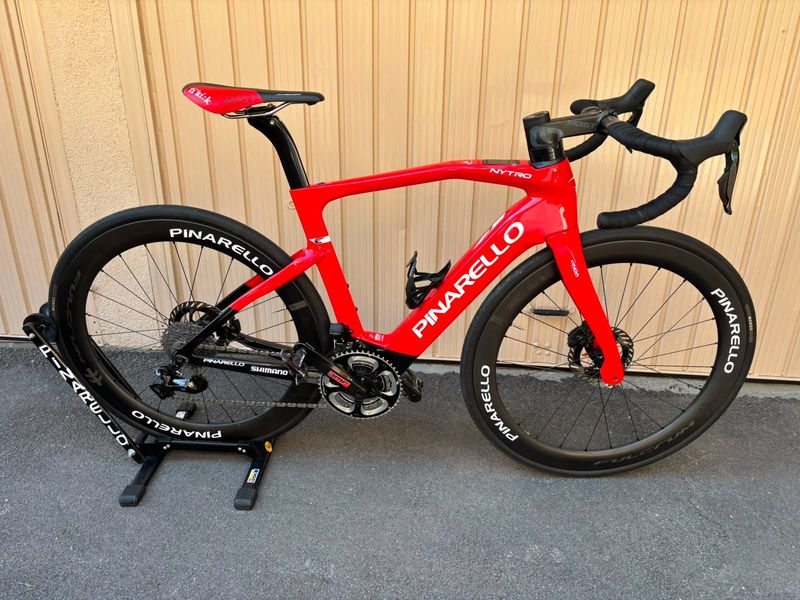Tweedehands Pinarello NYTRO E9 ROAD - DURA ACE Di2 2025 2025 Road & Gravel