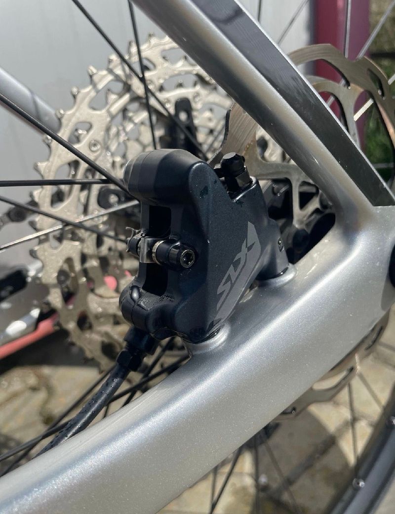 Canyon Exceed CF 5 2024 2024 Mountainbike usato, Grigio chiaro — immagine 3 di 5