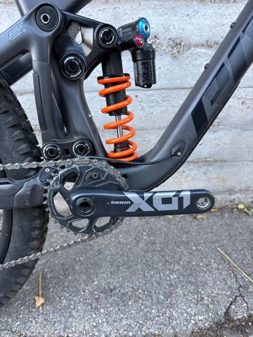 Použité Pivot Mach 6 Shimano Deore XT 2023 Mountainbike — obrázek 12 z 31