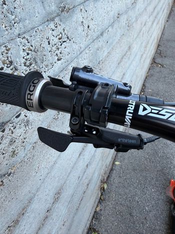Gebrauchtes Pivot Mach 6 Shimano Deore XT 2023 Mountainbike, Schwarz — Bild 21 von 31