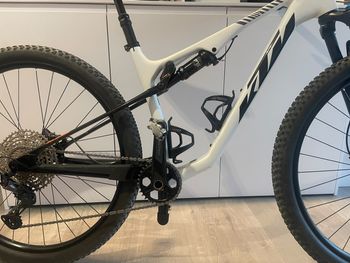 KTM SCARP ELITE 2023 2023 Mountainbike d'occasion — image 13 sur 15