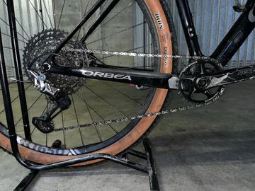 Gebrauchtes Orbea ALMA M-TEAM 2018 2018 Mountainbike, Schwarz, 27.5, 29 — Bild 3 von 5