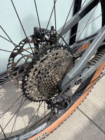 Used Focus SAM² 6.8 2023 2023 Mountainbike, Black, 29 — image 7 of 10