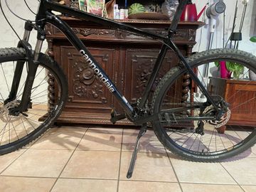 Used Cannondale Trail 8 2021 2021 Mountainbike, Black — image 2 of 7